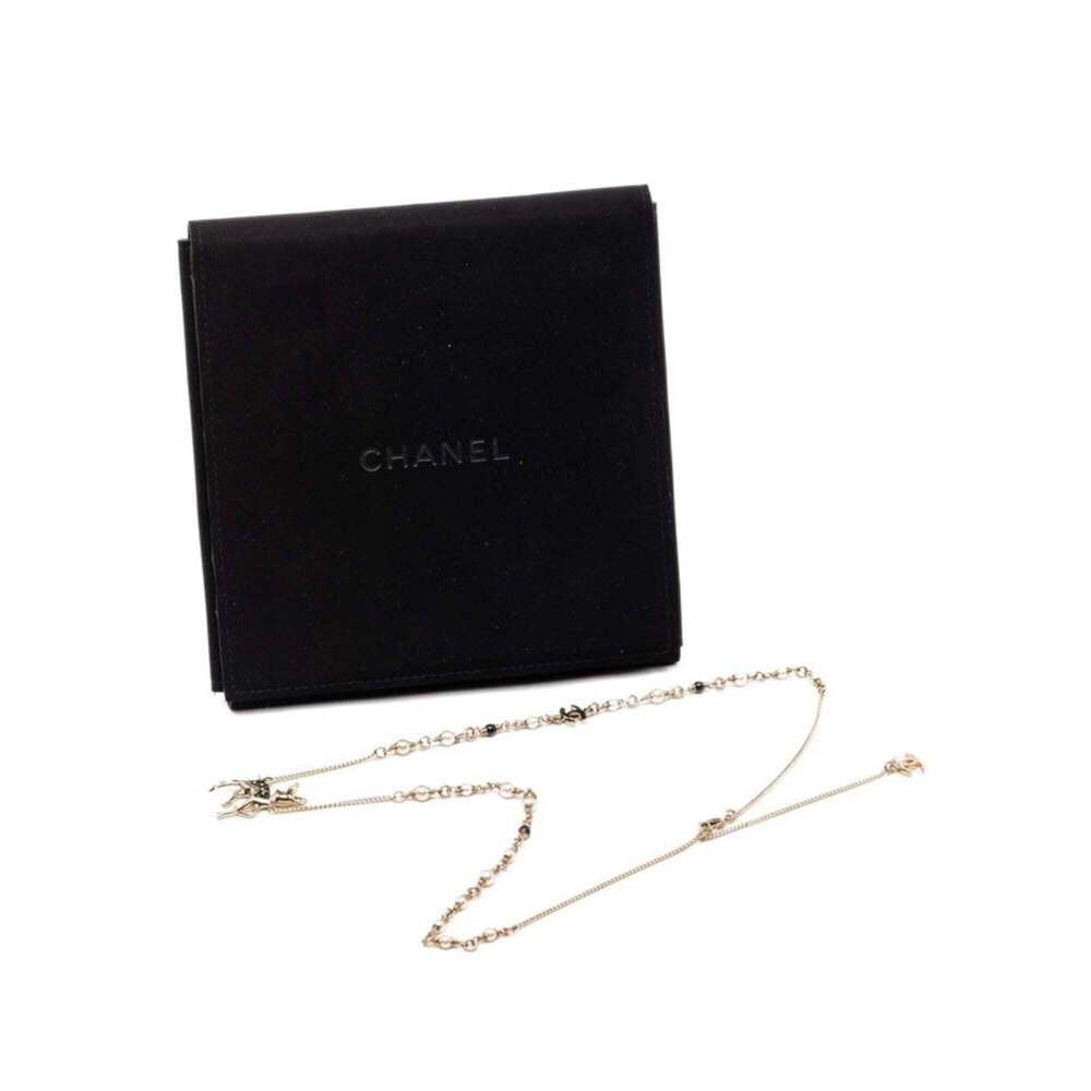 CHANEL Gold Pearl Logo Necklace - Picture 5 of 5